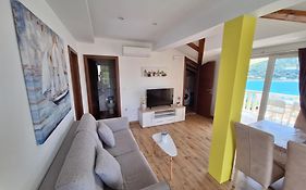 Apartments Sisevic - Comfort Apartments With Balconies And Sea View