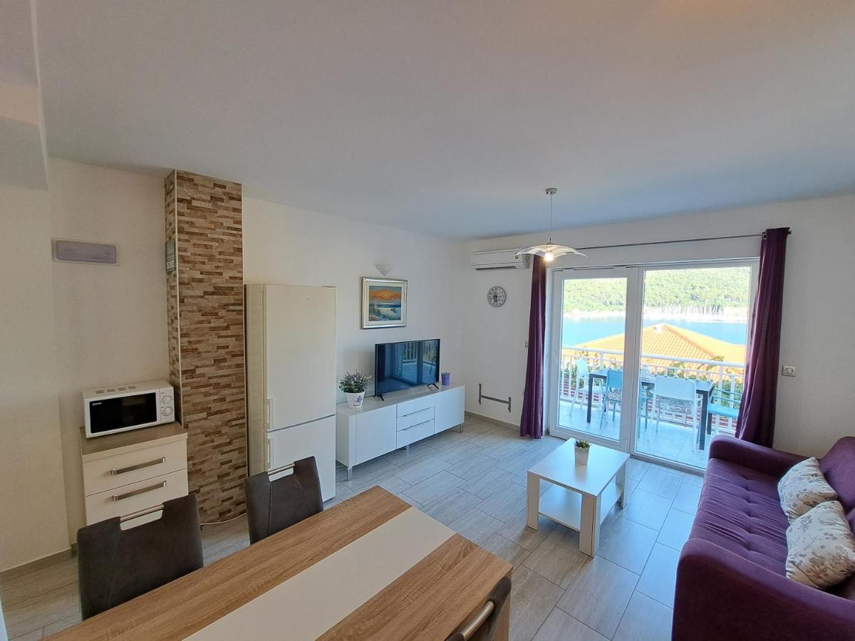 Apartments Sisevic - Comfort Apartments With Balconies And Sea View Slano Extérieur photo