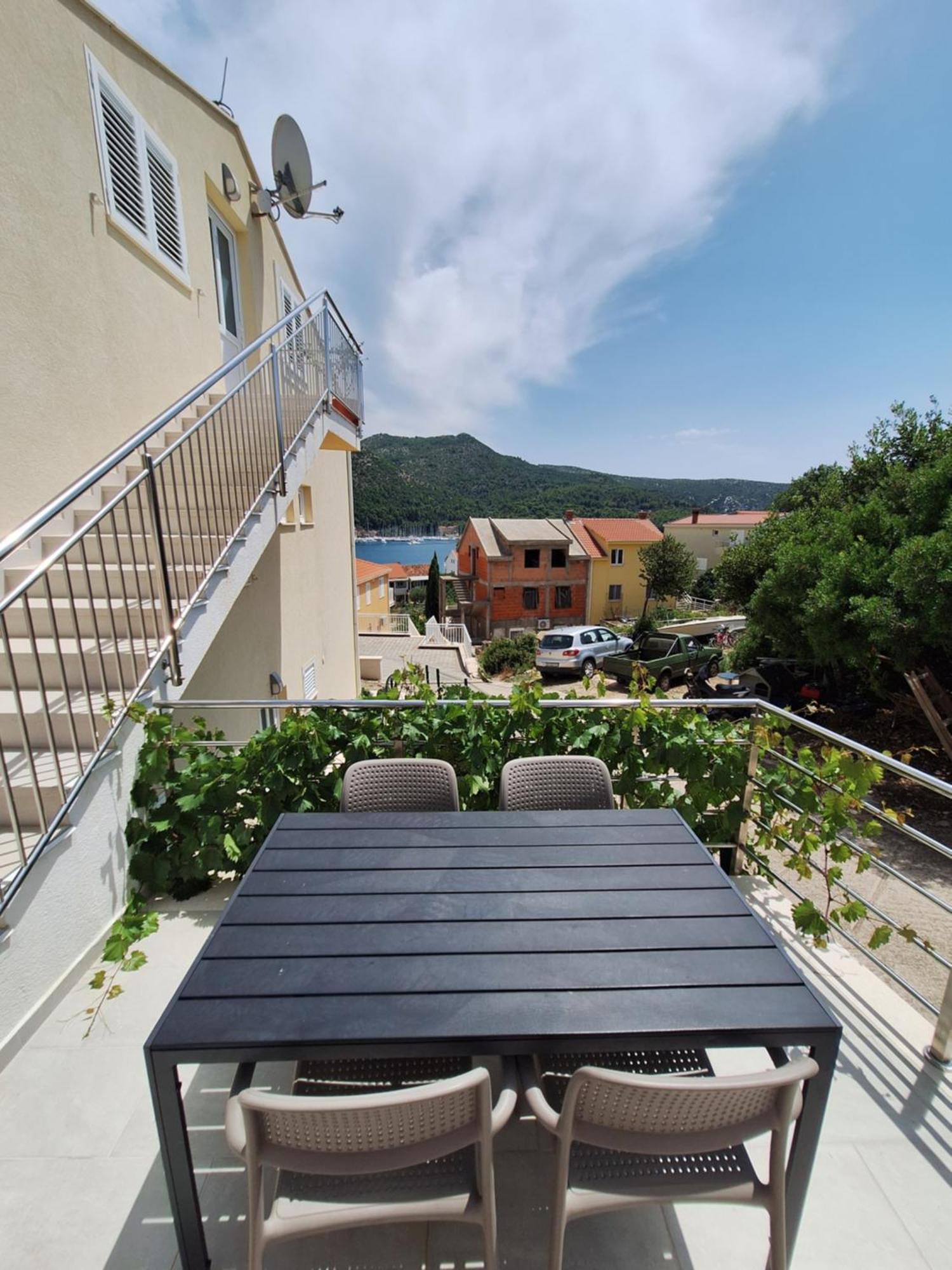 Apartments Sisevic - Comfort Apartments With Balconies And Sea View Slano Extérieur photo