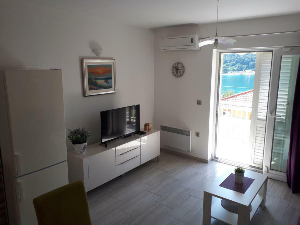 Apartments Sisevic - Comfort Apartments With Balconies And Sea View Slano Extérieur photo